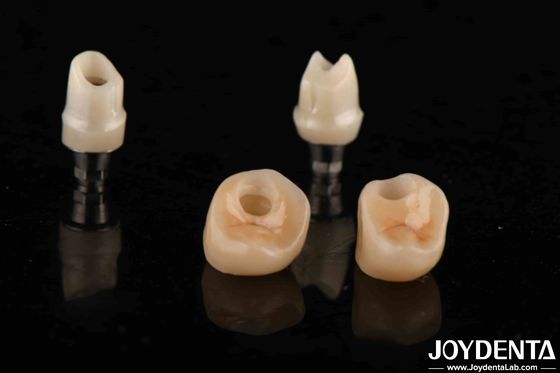 acheter Dentiste de couleur argentée Abutments en zirconium pour implants Diamètre personnalisable fabrication en ligne